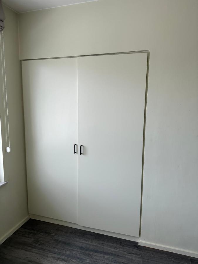 Clam，Grand Apartment In Uccle Брюксел Екстериор снимка