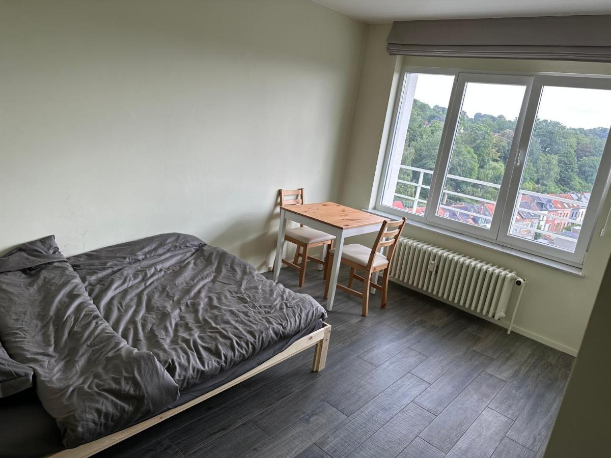 Clam，Grand Apartment In Uccle Брюксел Екстериор снимка